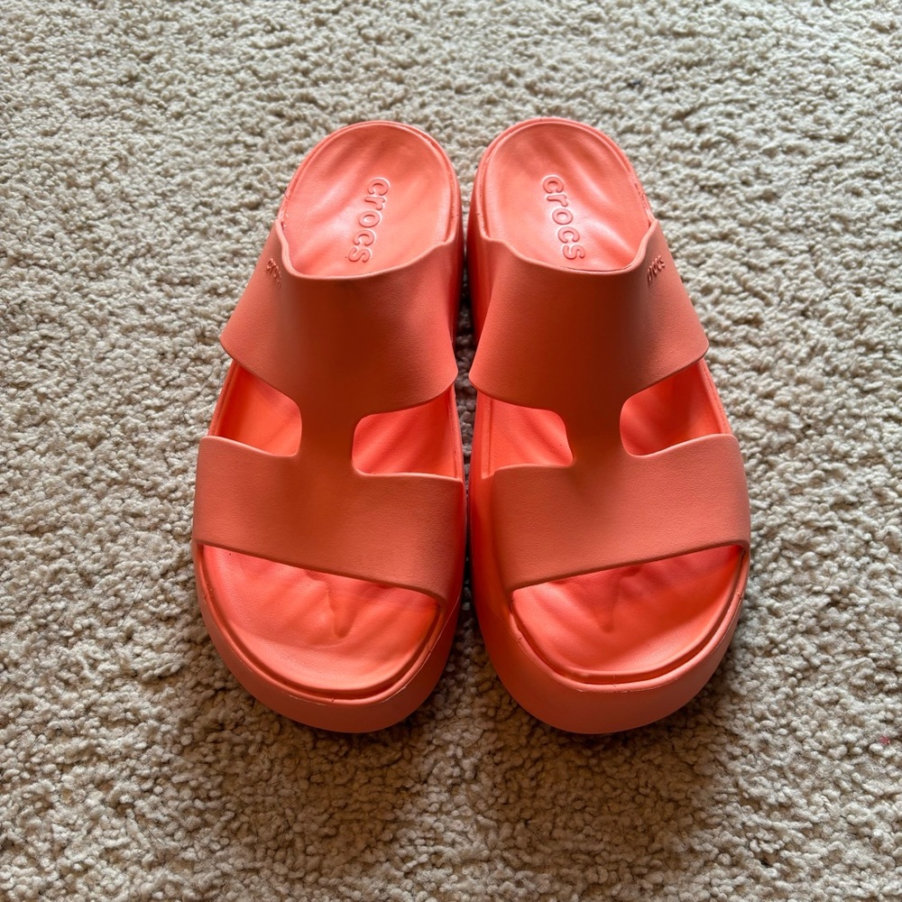 Crocs Getaway Platform H-Strap Sandals